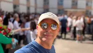 Dan Negru, mesaj în prima zi de școală a copiilor lui: „Au trecut 40 de ani și careul e tot așa!”