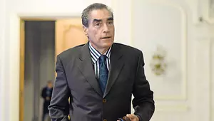 „Eu și acum muncesc pentru a câștiga un ban în plus!” Din ce face bani Petre Roman la 80 de ani, pe lângă pensia de peste 11.000 de lei