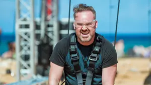 Cine este Nicu Grigore de la Survivor România 2026. La ce a renunțat pentru a deveni „managerul, impresarul, șoferul și bodyguardul” soției lui, Bella Santiago