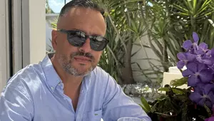 Mădălin Ionescu, mărturisiri emoționante despre familia sa. "Mama a avut o viață de film! A ajuns la orfelinat!" Cu ce se ocupă fratele și sora lui