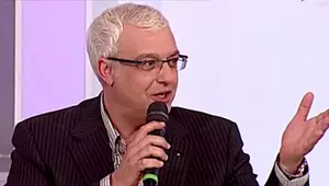 De ce s-a despărțit, de fapt, Cătălin Crișan de partenera sa. "Sunt mult sub ceea ce își dorește dânsa!" Declarațiile neaștepate ale artistului