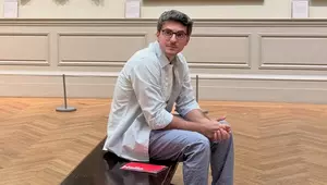 Cine este Alexandru Ion de la Asia Express 2025. Actorul a fost, în trecut, logodit cu Flavia Mihășan și face echipă cu Ștefan Floroaica pe "Drumul Eroilor"