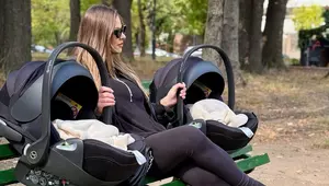 Roxana Nemeș, schimbată complet după naștere. "Am slăbit 15 kilograme fără să-mi dau seama!" Cine stă cu gemenii când ea și Călin Hagima nu sunt acasă