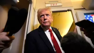 Donald Trump, scos din sărite de întrebările unei jurnaliste: „Liniște, purcelușo!”