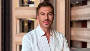 Cine este Sergiu Califar de la Desafio: Aventura. Deține una din cele mai mari firme de design interior din România și are o relație de 7 ani