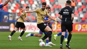 Divorț cu scandal între un fotbalist celebru și soția acestuia. Poliția a intervenit, iar acuzațiile curg de ambele părți