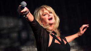 Bonnie Tyler, în comă indusă. Artista a fost supusă unei intervenții chirurgicale de urgență în Portugalia