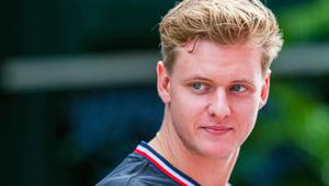 Fiul lui Michael Schumacher are o nouă iubită. Mick Schumacher și-a oficializat relația cu o celebră violonistă