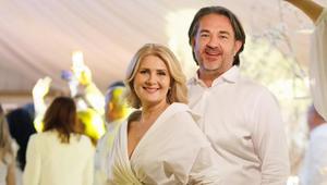 Alessandra Stoicescu și Sergiu Constantinescu aniversează 13 ani de căsnicie. Imagini rare de la cununia lor civilă din 2013: „La mulți ani nouă!”