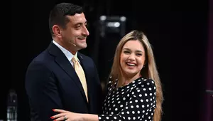 Soția lui George Simion este însărcinată. Ilinca Simion așteaptă al doilea copil al cuplului