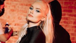Cântăreața Lauren Bennett a murit la 37 ani. Mesajul emoționant transmis de fostele colege de trupă: „Inimile noastre sunt frânte”