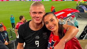 Povestea de dragoste dintre Erling Haaland și iubita lui, Isabel Haugseng Johansen. Ea a făcut primul pas și împreună au un copil