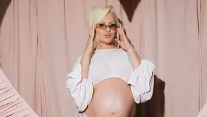 Alexandra Stan a născut o fetiță. Artista a devenit mamă pentru prima dată