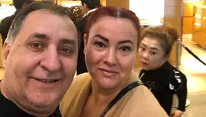 Vali Vijelie, în mijlocul unui scandal conjugal. Amanta a sunat-o pe soția manelistului: „Este la hotel cu o starletă”
