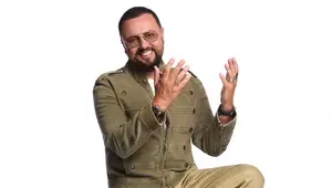 Cătălin Măruță, ironizat de Furnicuțele. Cum l-au întâmpinat pe prezentatorul Tv: „Fii antenă, barosane, că pro ai mai fost!”