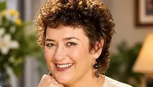 Actrița Sheila Kennelly, cunoscută din celebrul serial "Home and Away", a murit la 88 de ani