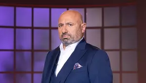 Cătălin Scărlătescu, apariție rară alături de iubita lui, Elena Gogean. Cum au fost surprinși în vacanță