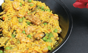 Paella cu fructe de mare