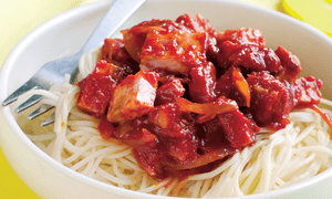 Paste cu sos si carne