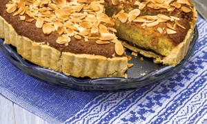 Tarta cu gem si migdale