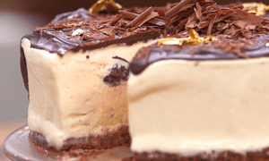 Inghetata cheesecake Padurea Neagra a la Jamie Oliver