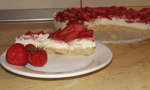 Tarta cu capsune fara coacere