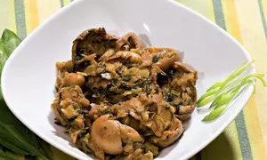 Ciuperci de pădure cu leurdă