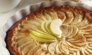 Tartă cu mere şi scorţişoară