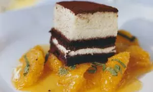 Africană cu sos orange