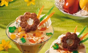 Cremă cu turtă dulce şi fructe confiate