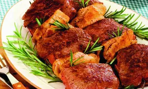 Frigărui de porc cu rozmarin