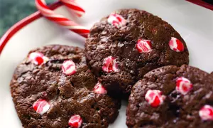 Fursecuri cu ciocolată şi nucă