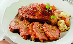 Piept de pasăre umplut