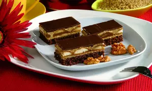 Prăjitură cu pişcoturi şi cafea