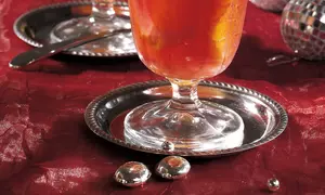 Punci cu vin şi sirop de căpşuni