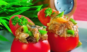 Roşii umplute cu ciuperci