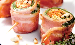 Rulouri de bacon cu brânză