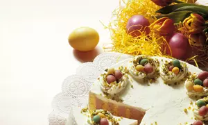 Tort cu fructe de pădure