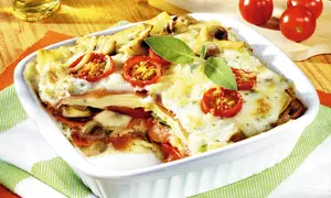 Lasagne cu roşii şi ciuperci
