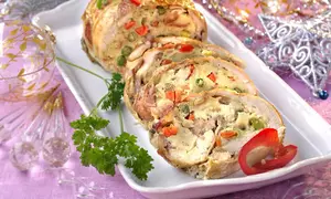 Ruladă cu şuncă şi legume