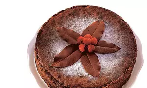 Tort cu cremă de castane