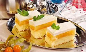 Prăjitură cu ananas şi cremă de brânză