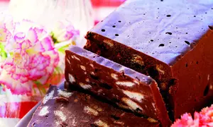 Ruladă de biscuiţi