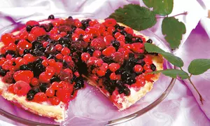 Tartă cu fructe și budincă de vanilie