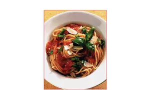 Spaghete cu sos de roşii