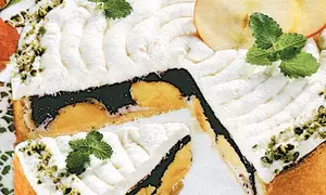 Tort cu mac şi mere