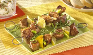 Frigărui cu sos de iaurt