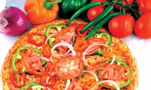Pizza cu legume