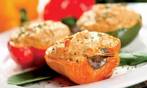 Ardei umpluţi cu orez