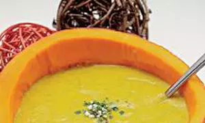 Supă-cremă de dovleac cu cimbru